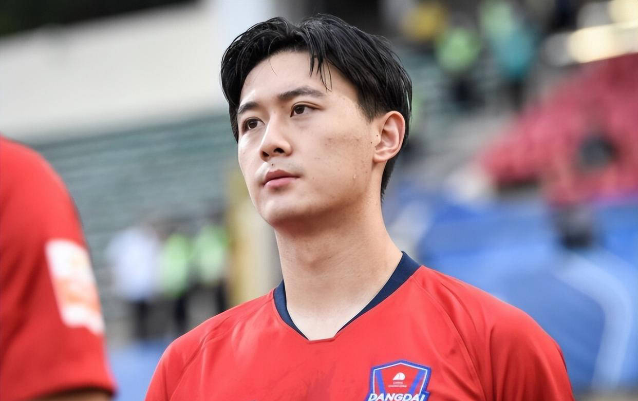 引进新的中, 他需要为自 引进新的中, 他需要为自